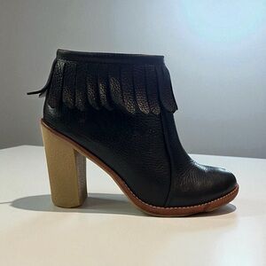DEREK LAM 10 CROSBY Monet‎ Tumbled Leather Fringe Booties Boots 6.5